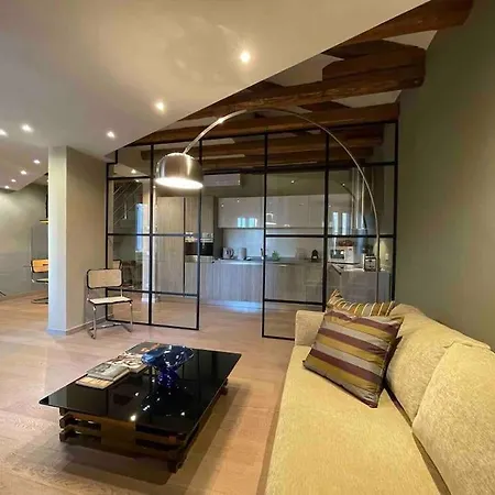 Cà Cornelia - A Rooftop Terrace With Dazzling View *
