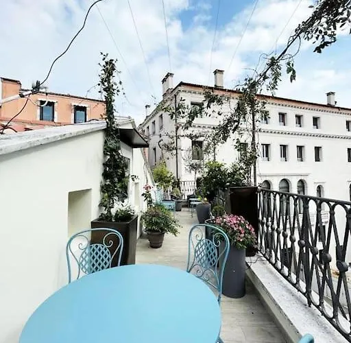 Cà Cornelia - A Rooftop Terrace With Dazzling View Appartement