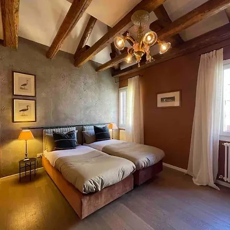 Ca Cornelia - A Rooftop Terrace With Dazzling View Daire